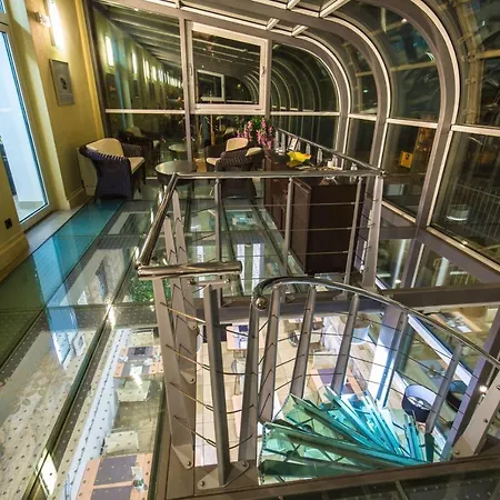 Eugenia Hotel 4*