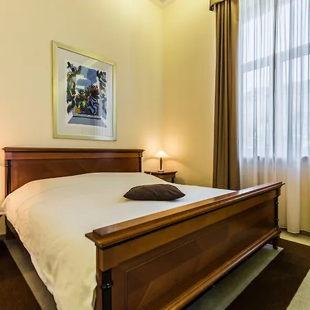 Hotel Eugenia Laurana