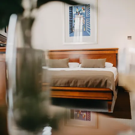 Hotel Eugenia