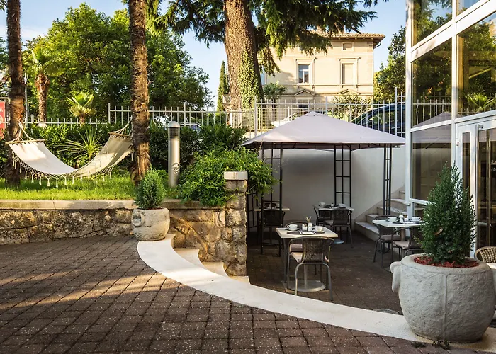 Eugenia Hotel Laurana