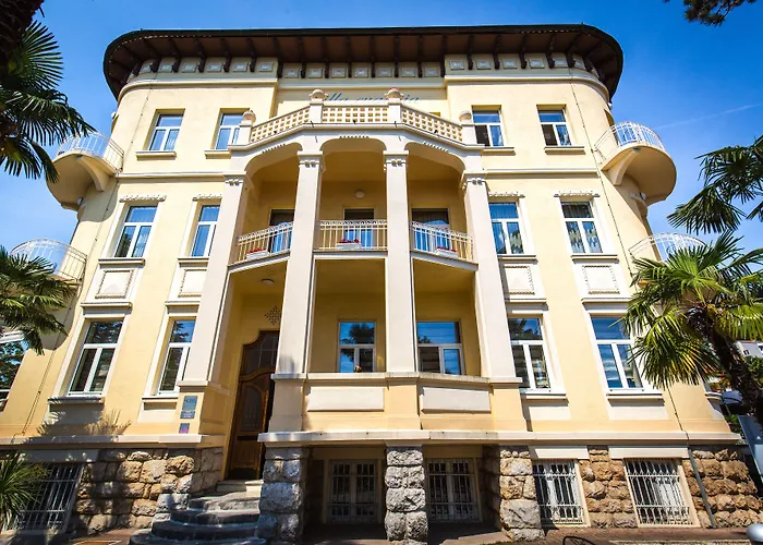 Eugenia Hotel Laurana